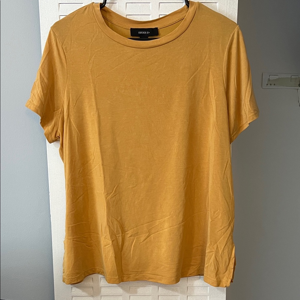 Forever 21 Women's Size 2X Mustard Yellow T-Shirt